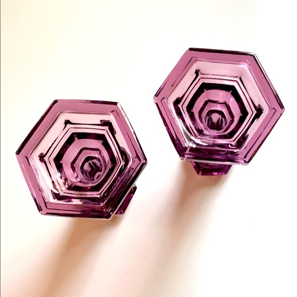 ❤️ Vintage Amethyst Pressed Glass Candlesticks - Sandwich Glass Repro from MMA - Picture 4 of 13